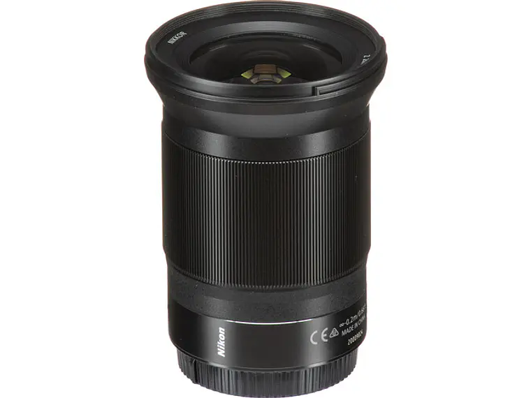 Lente NIKKOR Z 20mm f/1.8 S	 3