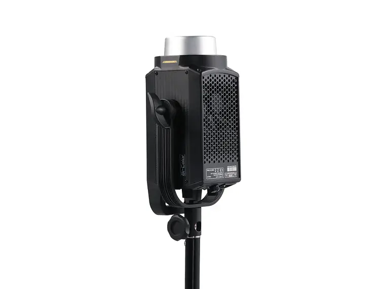 NANLITE FS-150B LED Bi-color Spot Light 2