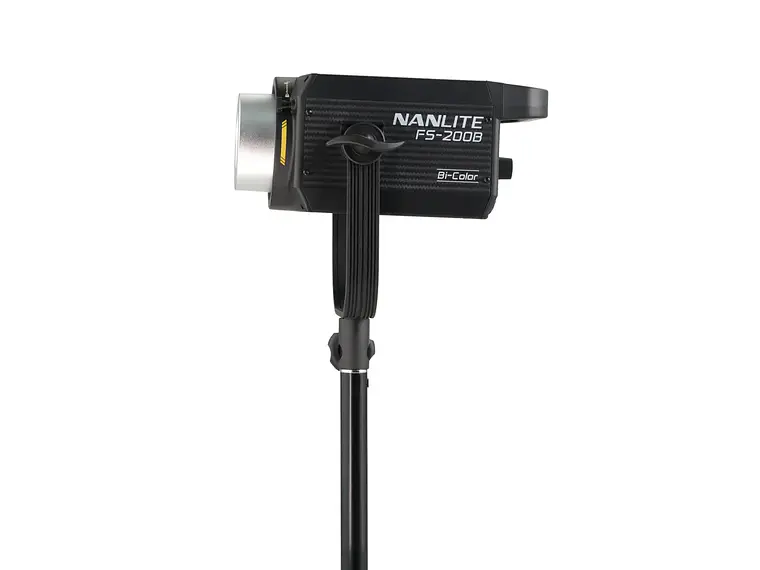 NANLITE FS-200B Led bi-color Spot Light 1