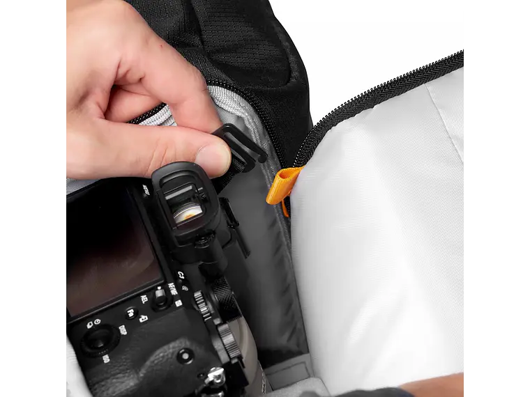 Lowepro Fastpack BP 250 AW III (Black) 7
