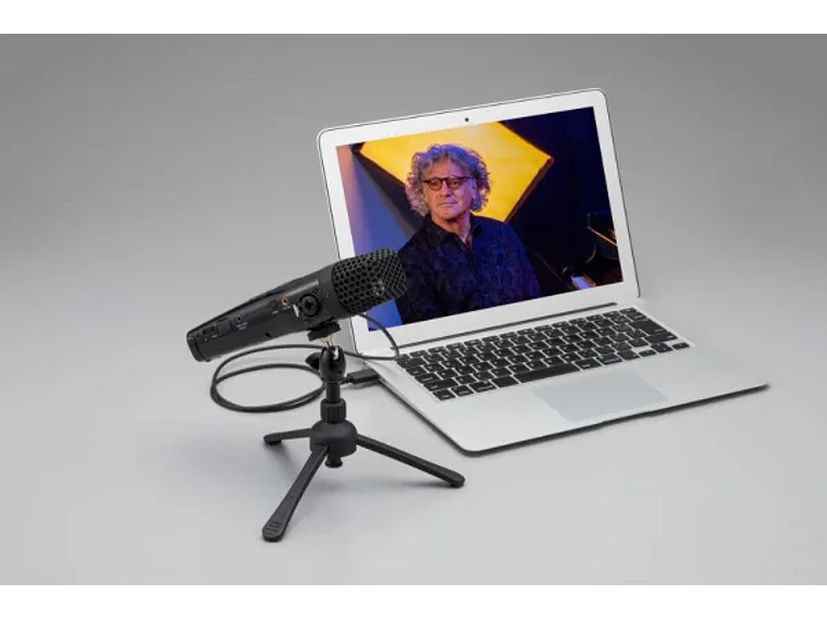 Zoom M4 Grabadora y Micrófono de Mano de 4 Canales 3