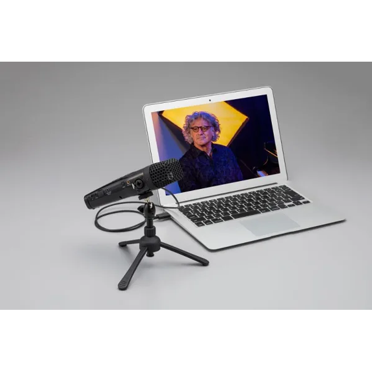 Zoom M4 Grabadora y Micrófono de Mano de 4 Canales 3