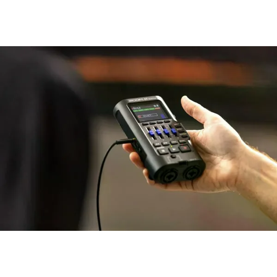 Zoom R4 Grabadora Multitrak 32bit Flotantes 4
