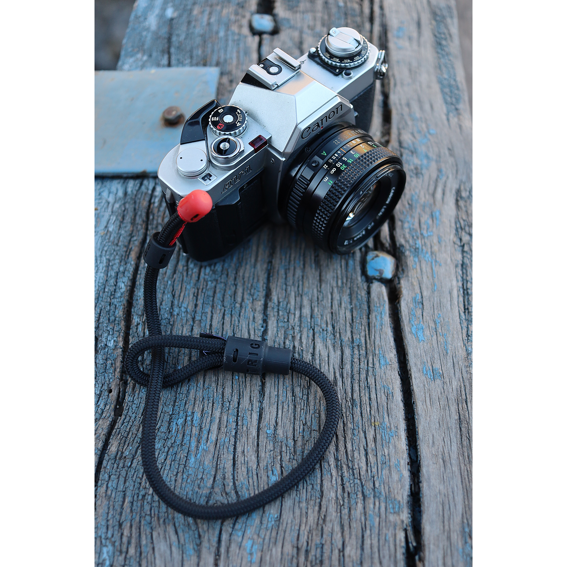 LEFTRIGHT3 Correa de mano. 2