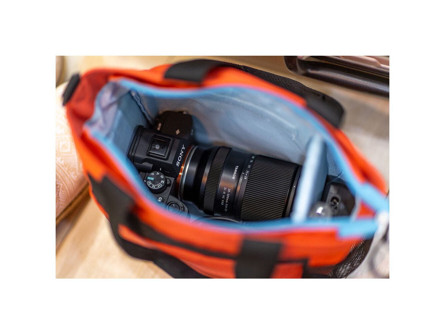 Tamron 28-300mm f/4-7.1 Di III VC VXD (Sony E) 6