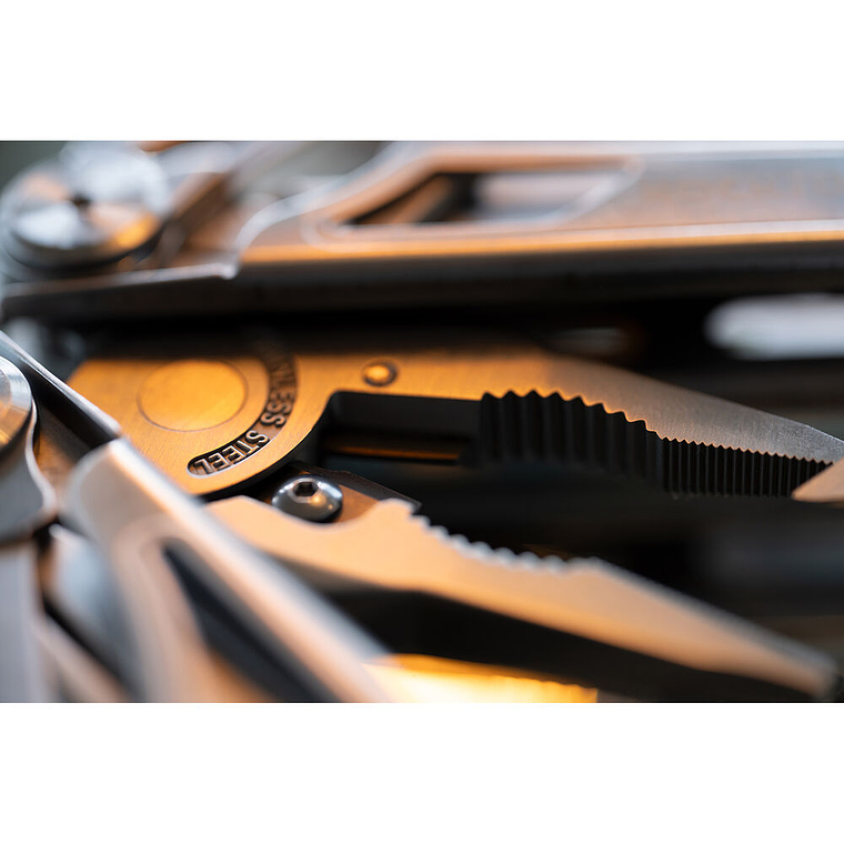 90mm F/2.8 Di III Macro VXD SONY 10