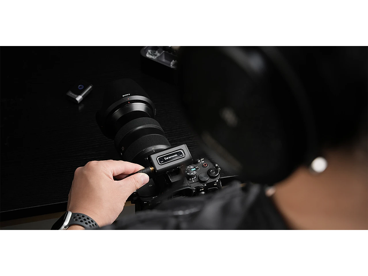 Saramonic Micrófono lavalier inalámbrico, 2 TX, 1 RX, case de carga. 12