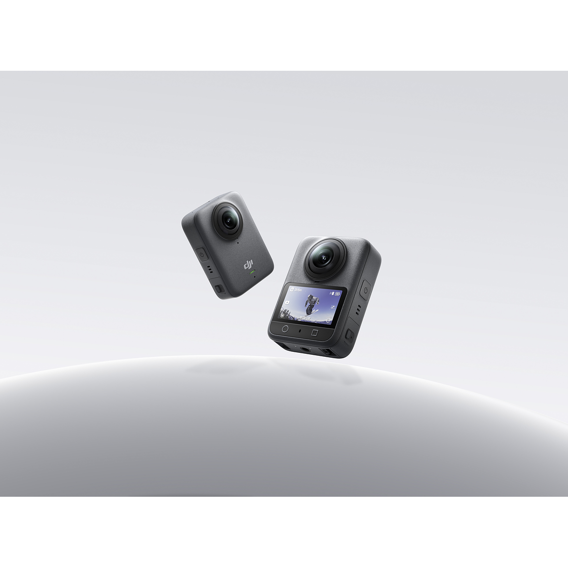 DJI Osmo 360 Adventure combo 1