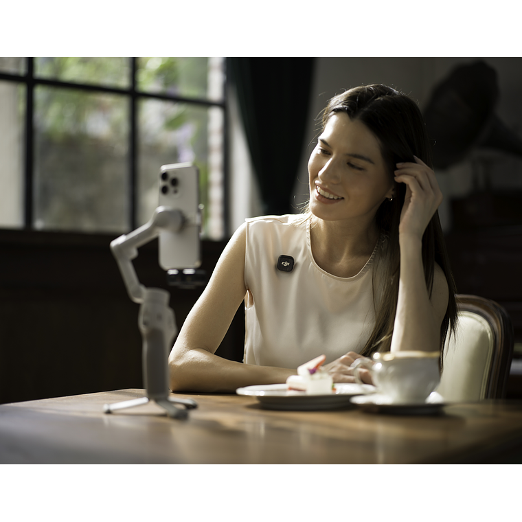 DJI Mic 3 (2 TX + 1 RX + Charging Case) 4