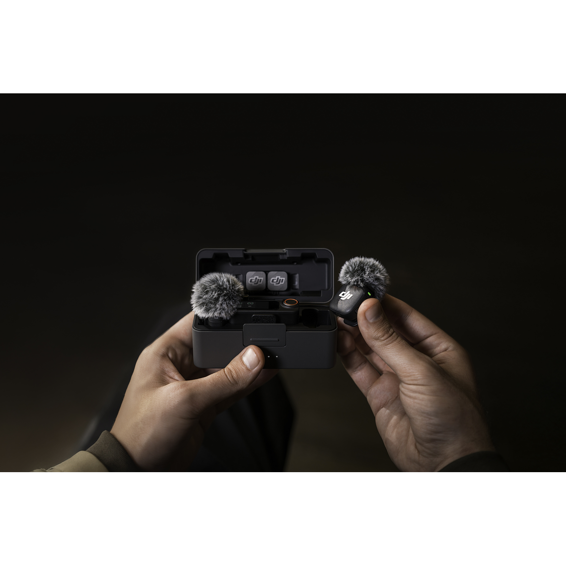 DJI Mic 3 (2 TX + 1 RX + Charging Case) 9