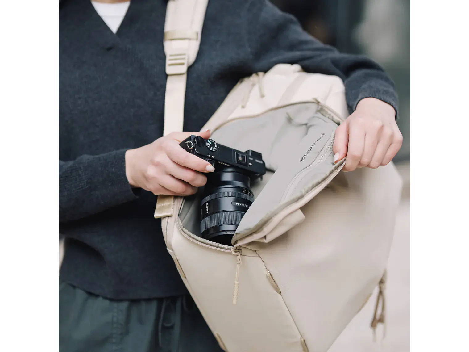 PGYTECH Mochila OneGo Lite 22L - Forest 7