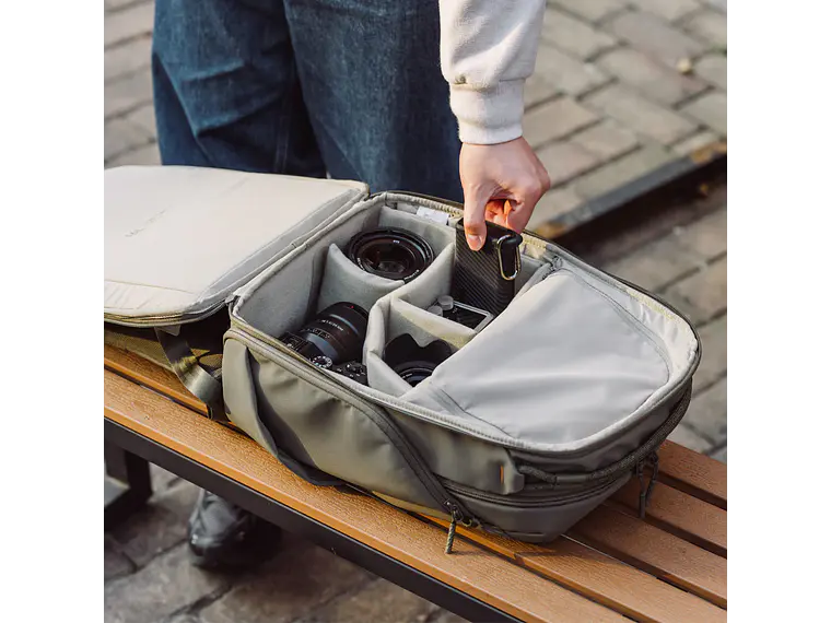 PGYTECH Mochila OneGo Lite 22L - Forest 8