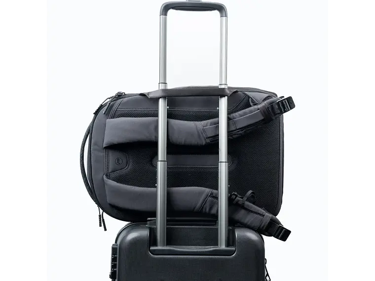 PGYTECH Mochila OneGo Lite 22L - Matte Black 7