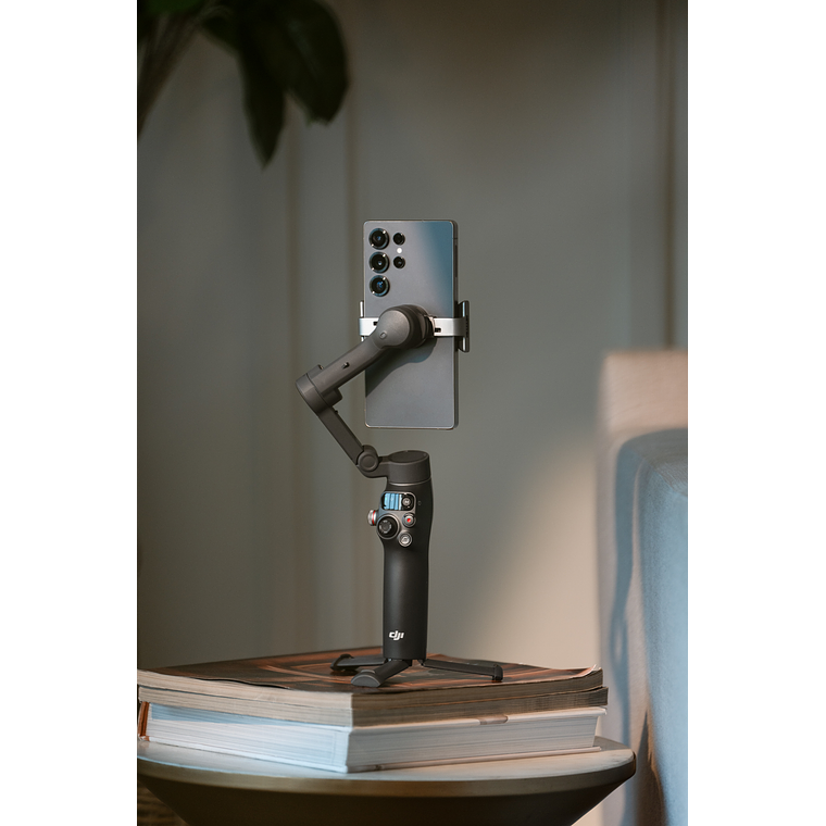 DJI Osmo Mobile 8 4
