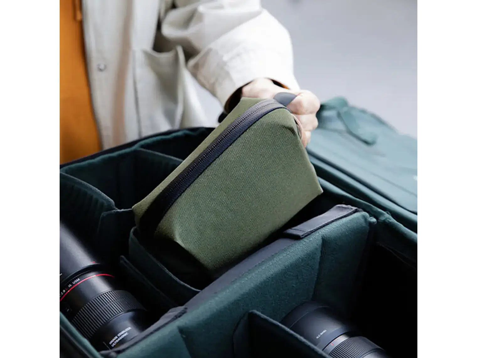 PGYTECH Estuche Mini Tech Organizer - Moss Green 2