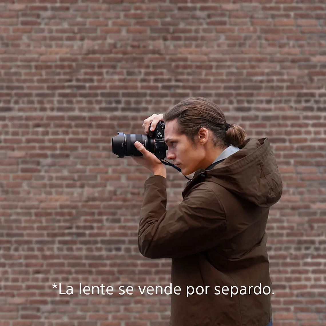 Sony A7 III 28-70mm f/3.5-5.6 OSS 7