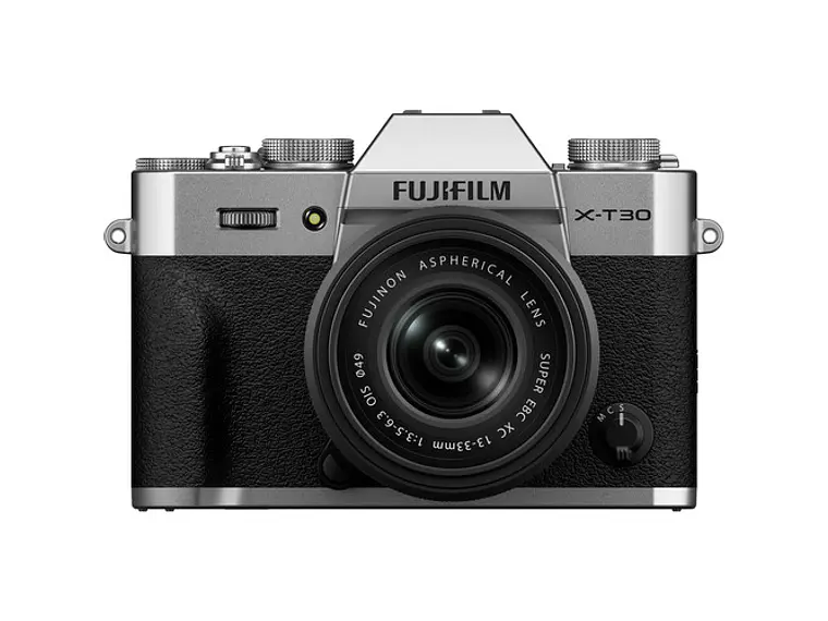FUJIFILM X-T30 III con objetivo de 13-33 mm f/3.5-6.3 SILVER 1