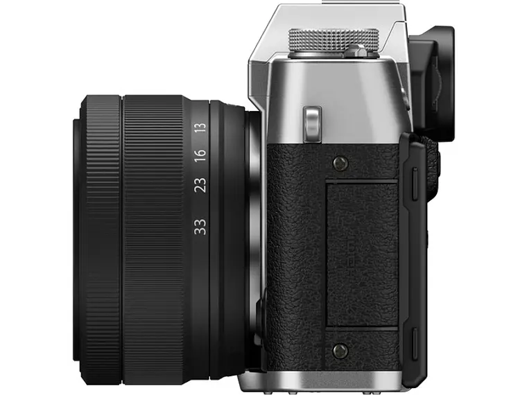 FUJIFILM X-T30 III con objetivo de 13-33 mm f/3.5-6.3 SILVER 5
