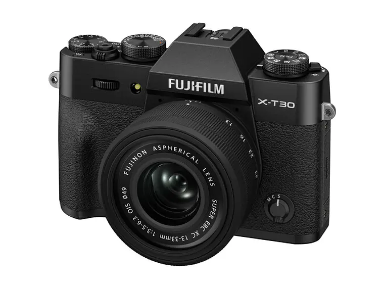 FUJIFILM X-T30 III con objetivo de 13-33 mm f/3.5-6.3 BLACK 7