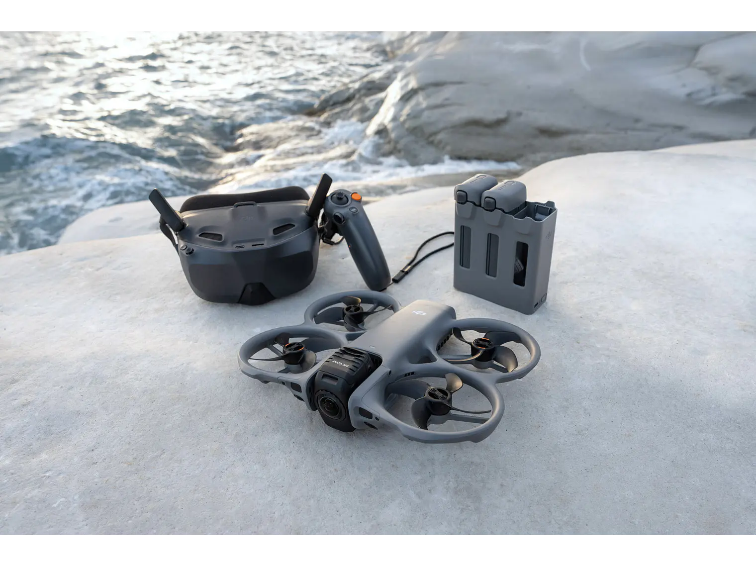 DJI Avata 360 Motion Fly More Combo (DJI Goggles N3) 1