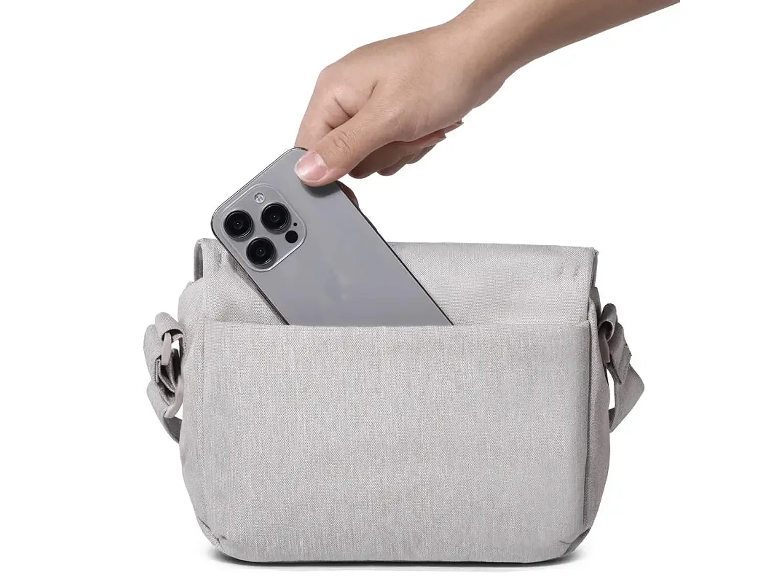 Ulanzi Bolso Slim Bag F01 para camara pequeña (SLING) 4