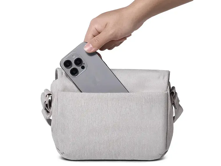 Ulanzi Bolso Slim Bag F01 para camara pequeña (SLING) 4