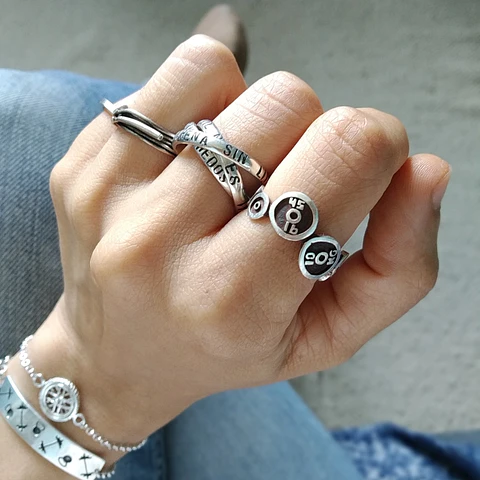 ANILLO RM CURVAS (hecho a pedido)