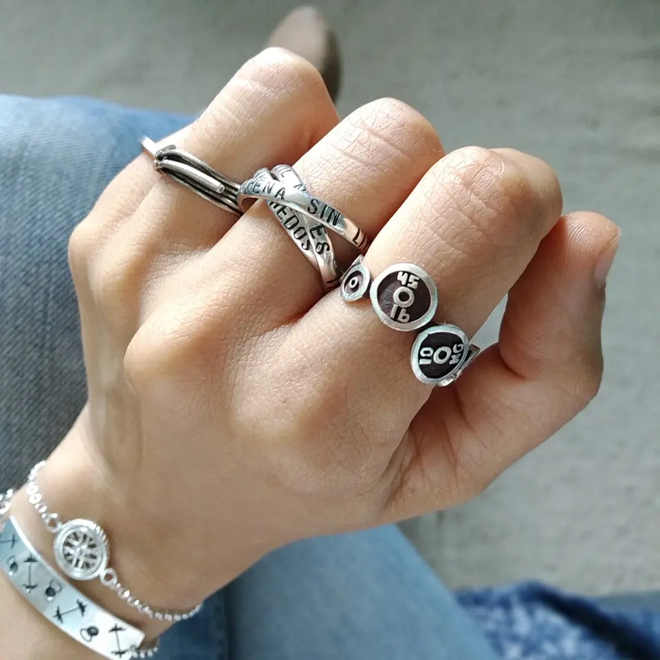 ANILLO RM CURVAS (hecho a pedido) 1