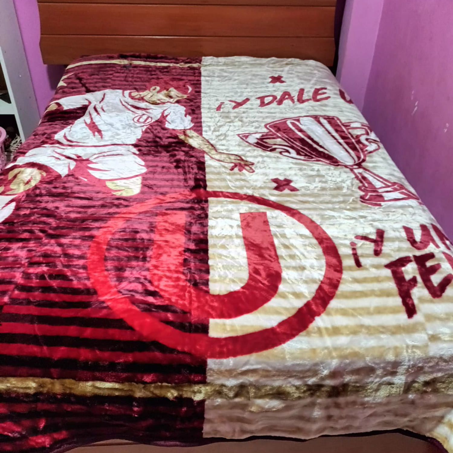 FRAZADA TERCIO PELO TRUELOVE UNIVERSITARIO U1924D