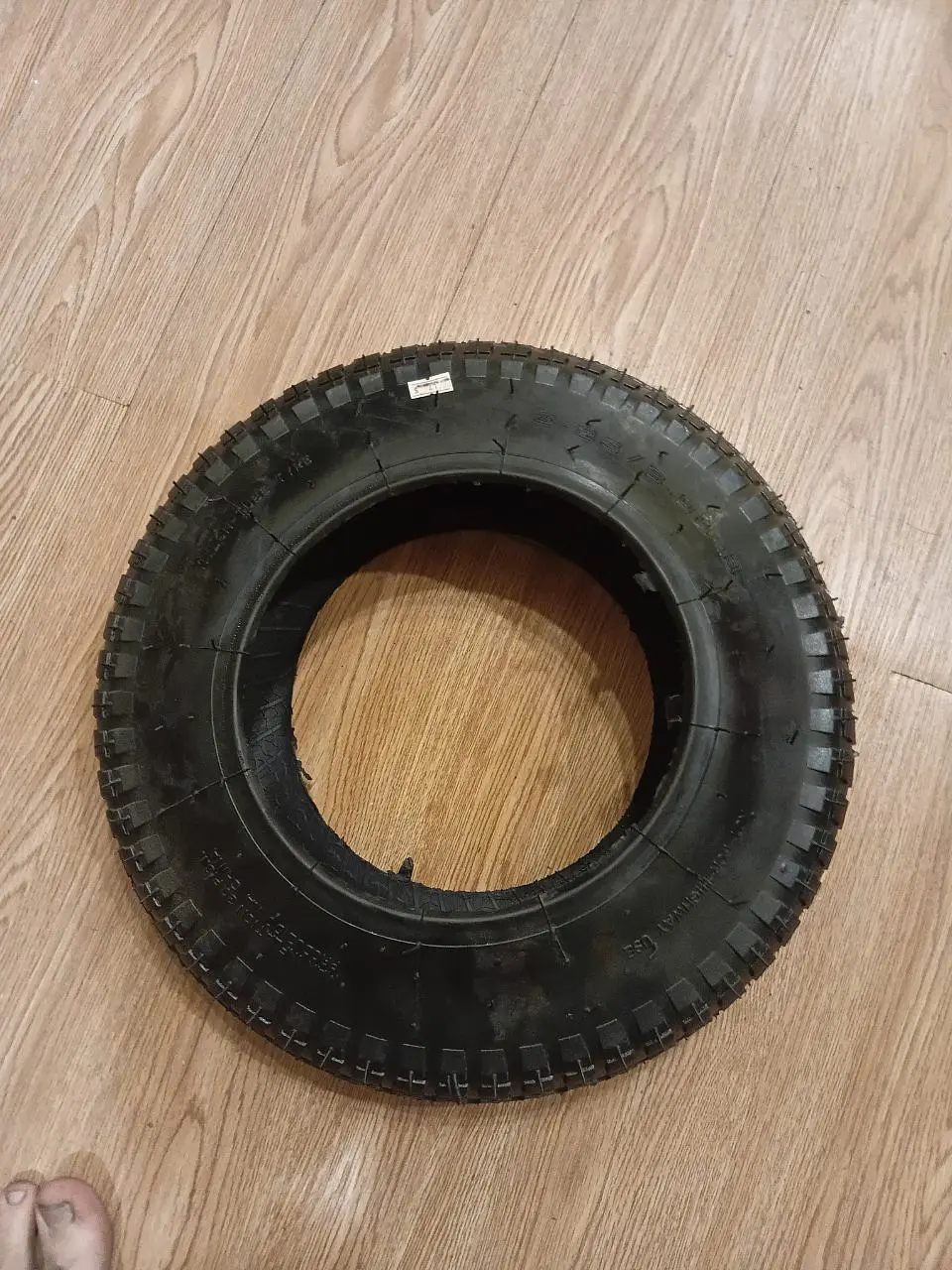Pneu para carrinho de mão  1