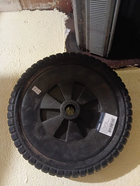 Pneu maciço para carrinho de mao