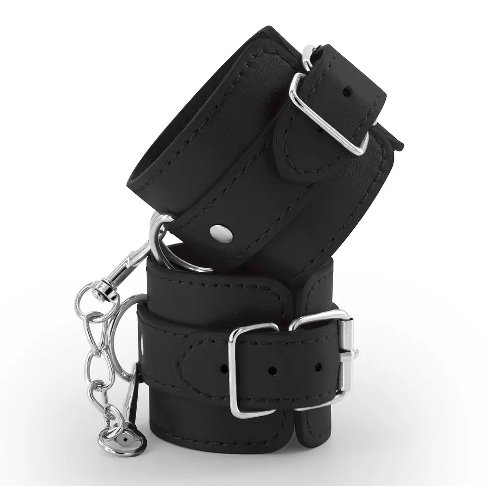 Algemas de Couro Bondage Love Crushious 5