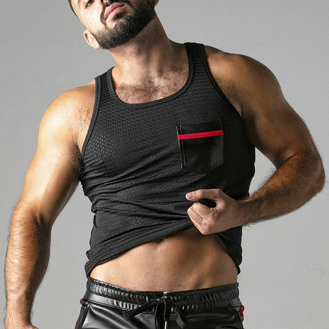 Top Look At Harder Vermelho Locker Gear