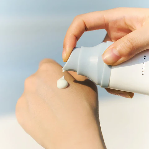 Madagascar Centella Hyalu-Cica Water-Fit Sun Serum