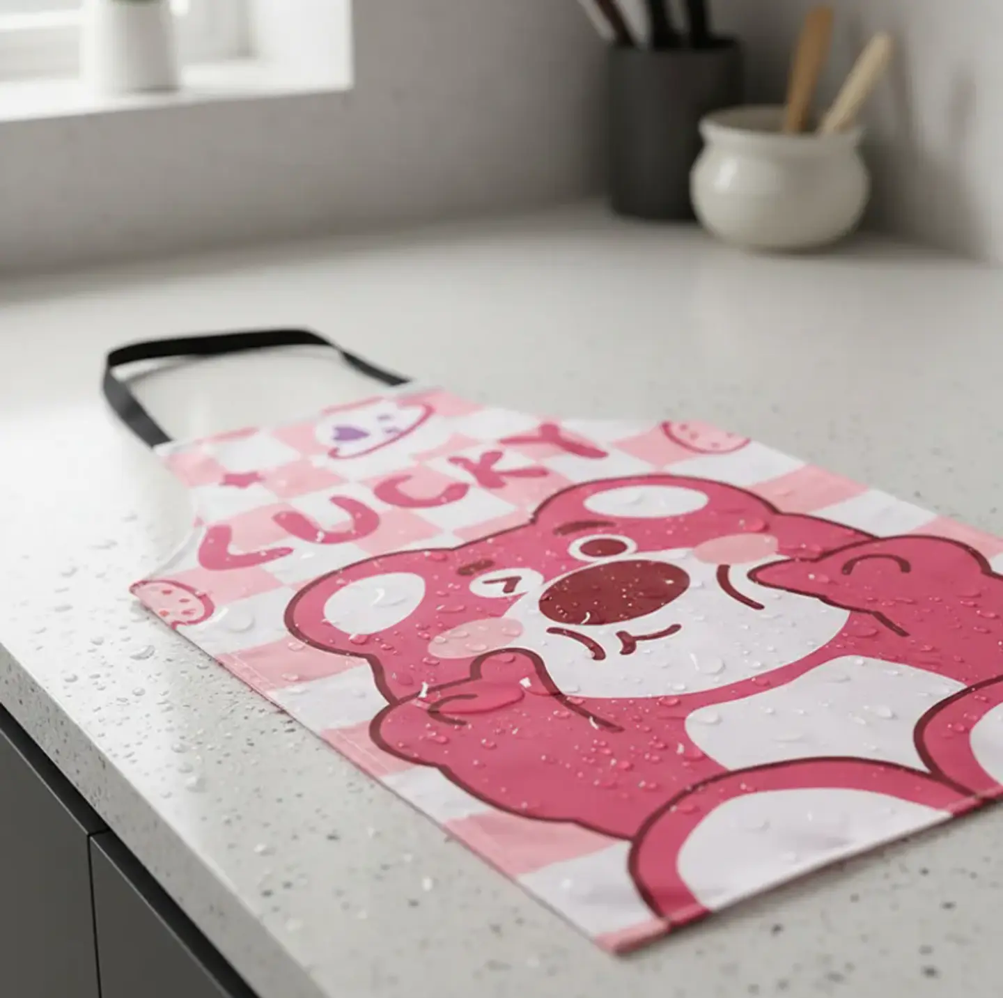 Delantal de cocina diseño oso rosa Lucky kawaii impermeable 5