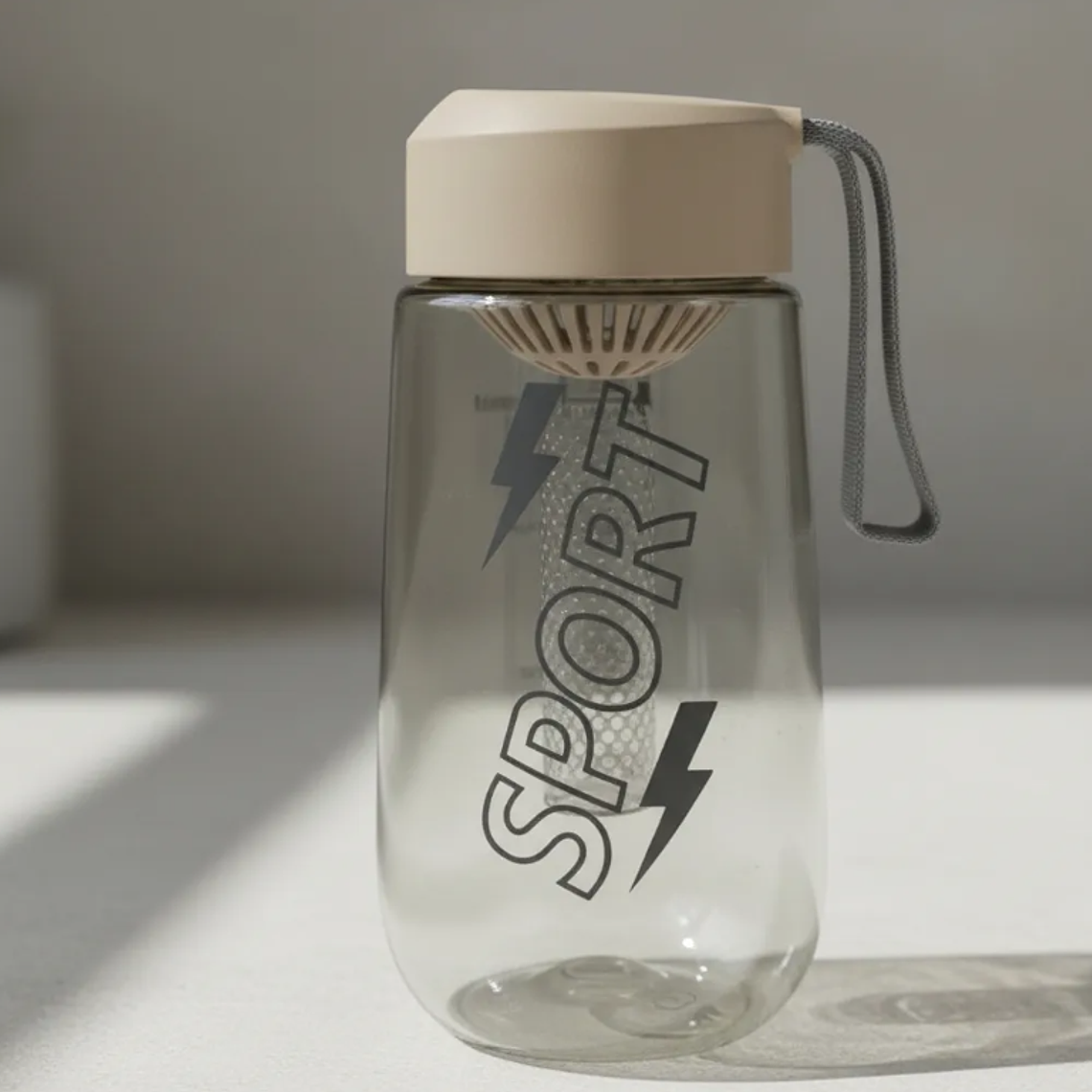 Botella deportiva 480ml con infusor y tapa 1