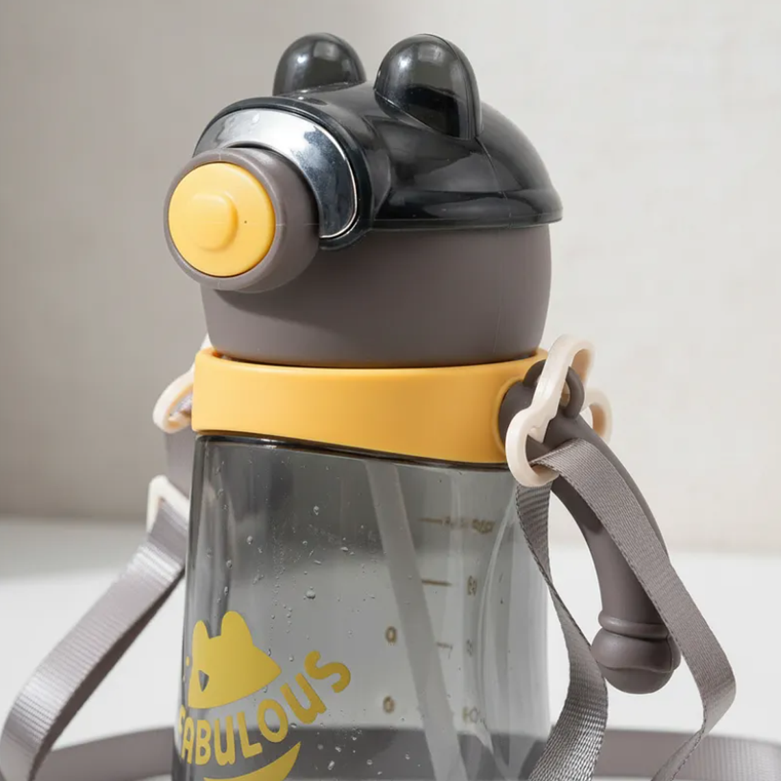 Botella De Agua Infantil Con Bombilla Y Correa Diseño Oso 3