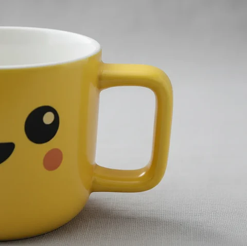 Tazón cerámica emoji carita kawaii amarillo 