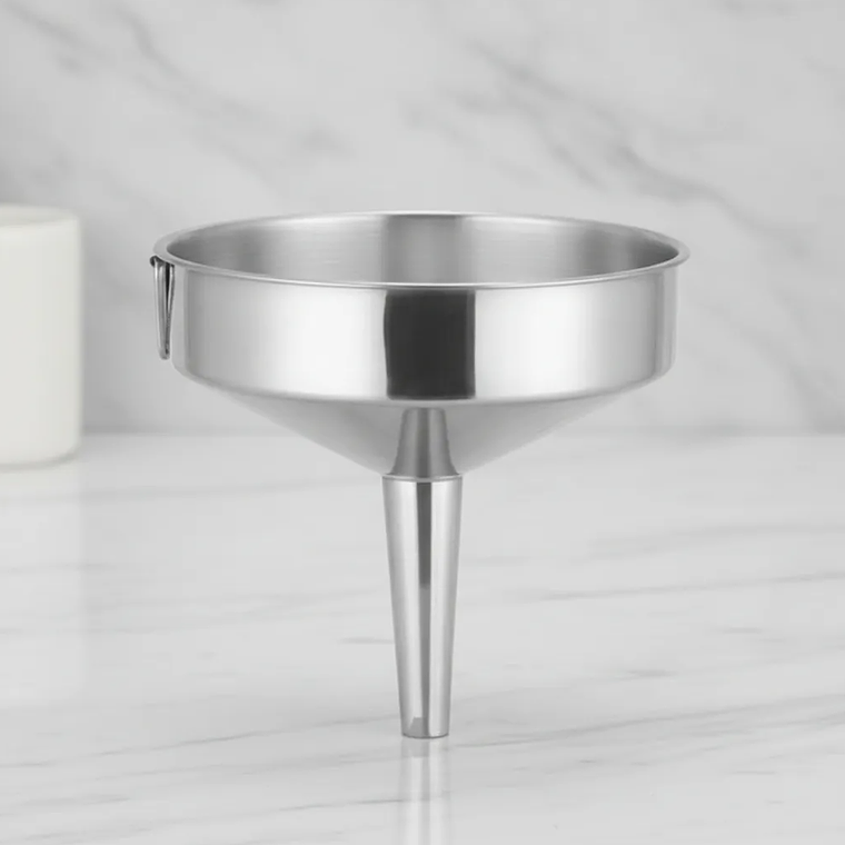 Embudo de acero inoxidable 12cm 1