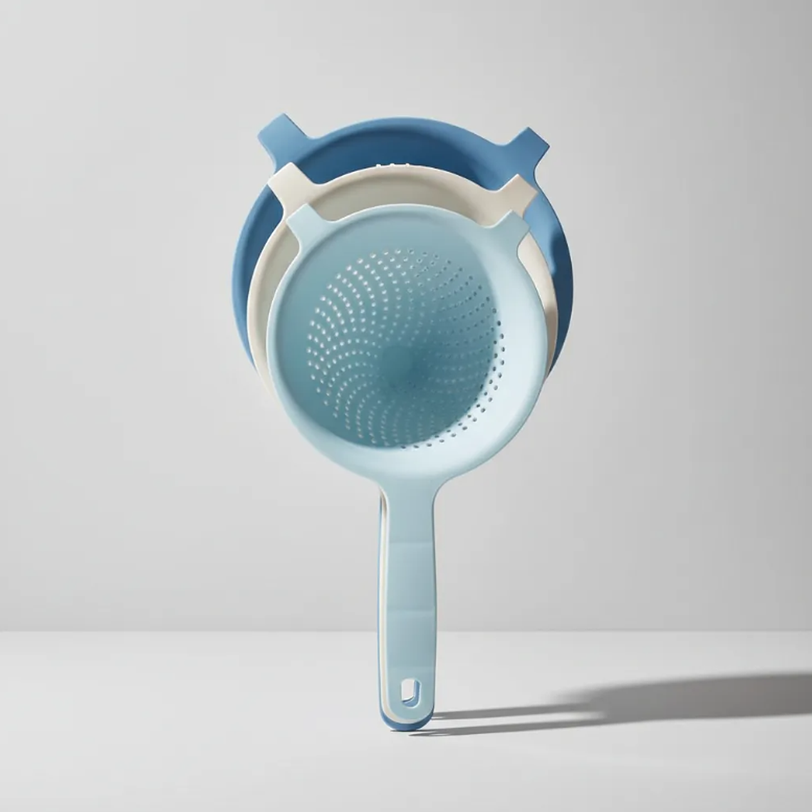 Set  Coladores Plásticos Apilables Con Mango Para Cocina 2