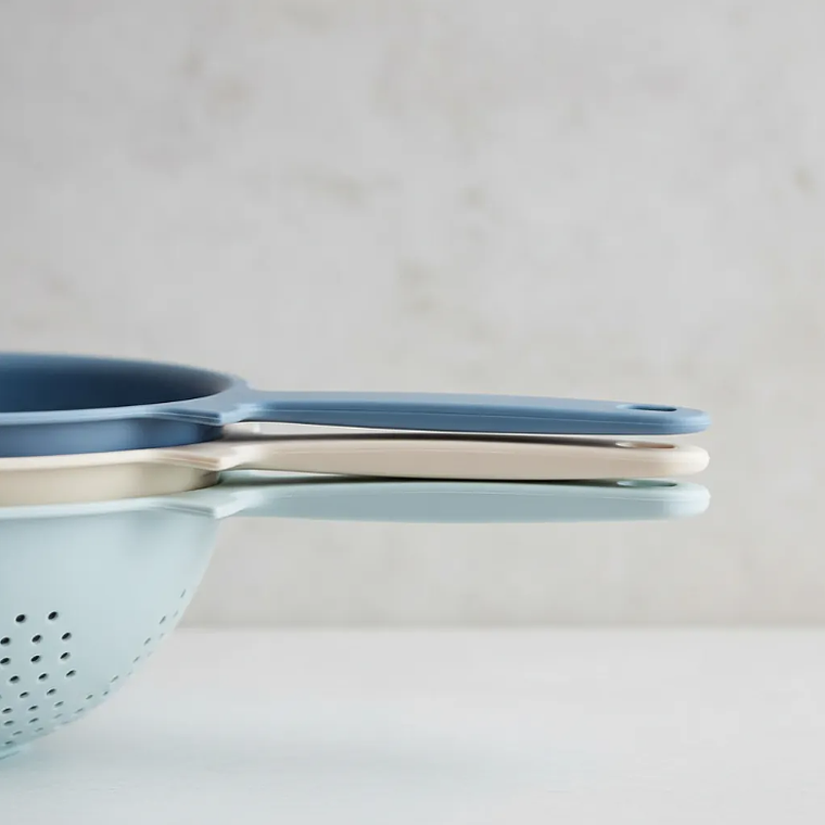 Set  Coladores Plásticos Apilables Con Mango Para Cocina 5