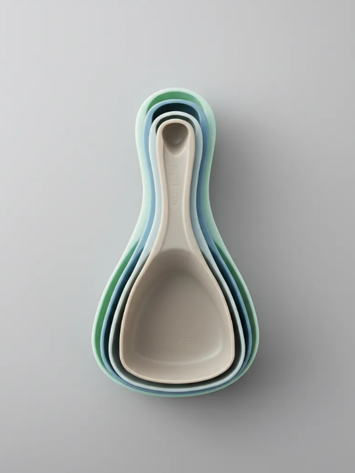 Set de cucharas medidoras apilables de plástico para cocina 1