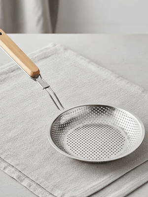 Colador Espumadera Acero Inoxidable Mango Madera 16cm Cocina