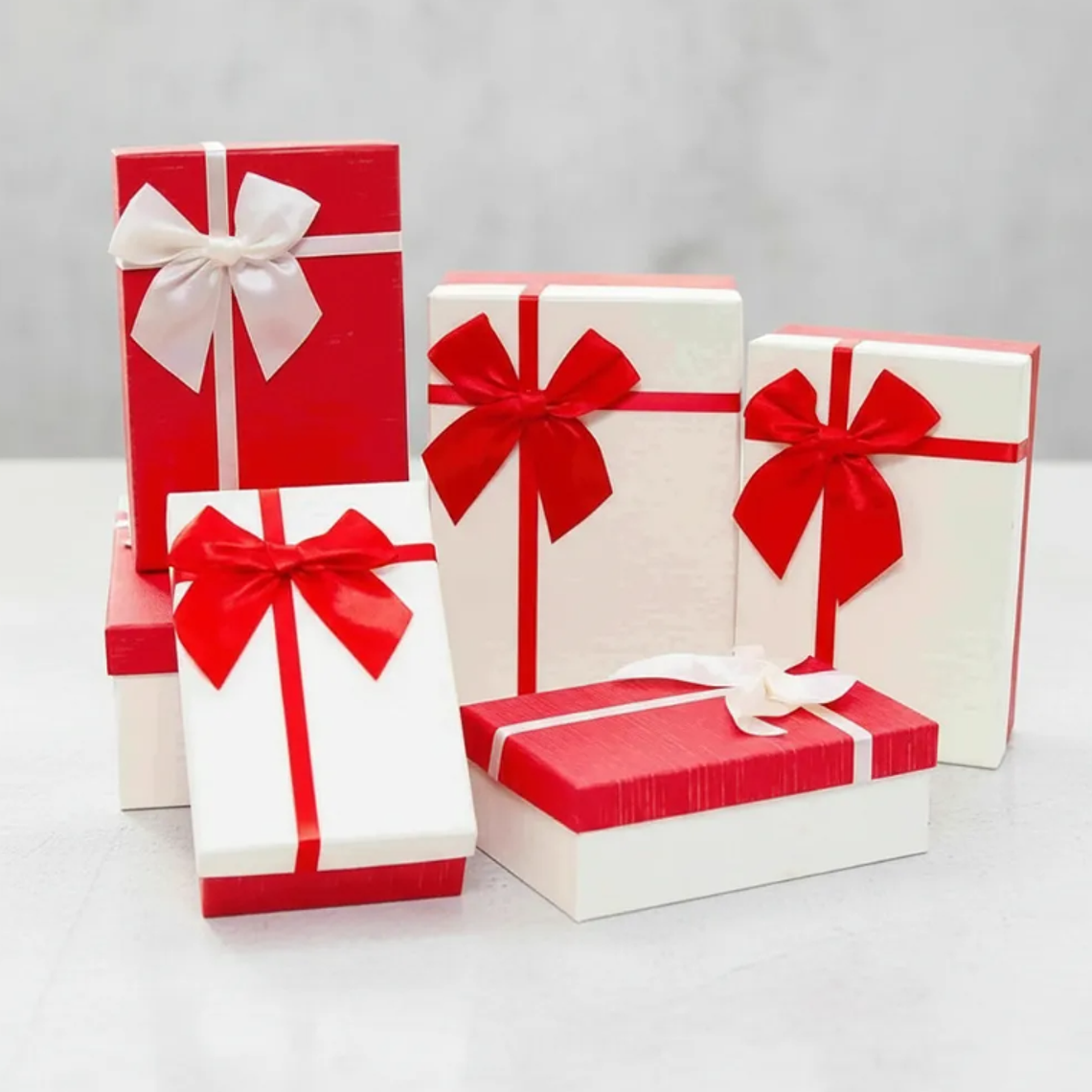 Set De Cajas Para Regalo Rojas Y Blancas Con Lazo Varios Tamaños 1