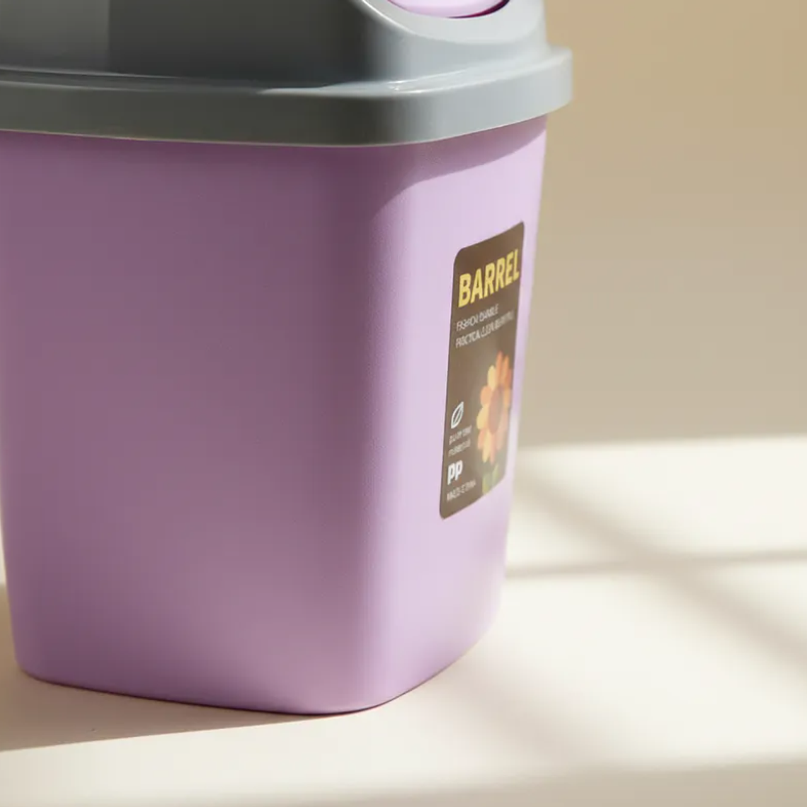 Basurero Plástico con Tapa Vaivén para Cocina Baño Oficina 5