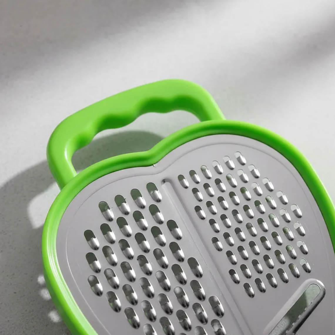 Rallador de Cocina Multiuso Forma Manzana  4