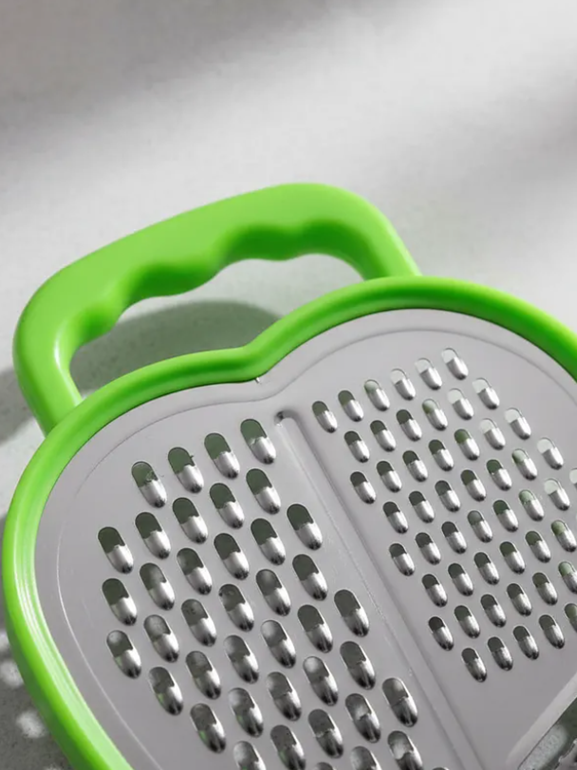 Rallador de Cocina Multiuso Forma Manzana  4