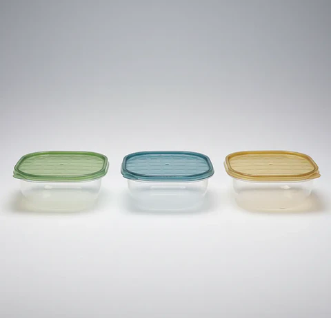 Contenedor Plástico Cuadrado 12.5cm Con Tapa Colores 