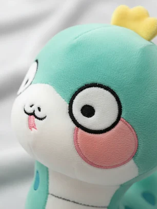 Peluche Serpiente Kawaii Con Corona Juguete Suave 23cm