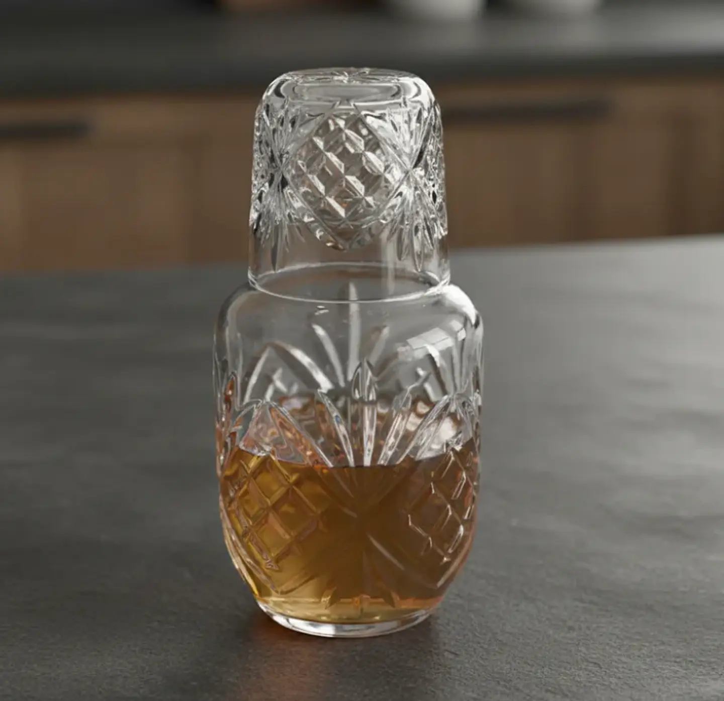 Jarra Con Vaso De Vidrio Para Velador Diseño Tallado 4